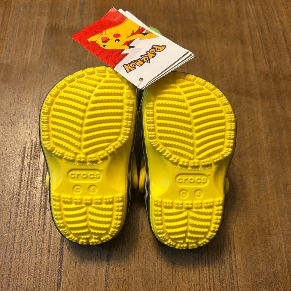 CROCS Pokemon Pikachu Classic Toddler Kid’s Clog Shoes C4 NWT - Picture 3 of 4